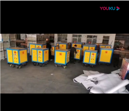 一批礦用軌道炸藥運(yùn)輸車發(fā)貨了 感謝礦務(wù)局領(lǐng)導(dǎo)們的支持與厚愛~！我們繼續(xù)努力~！